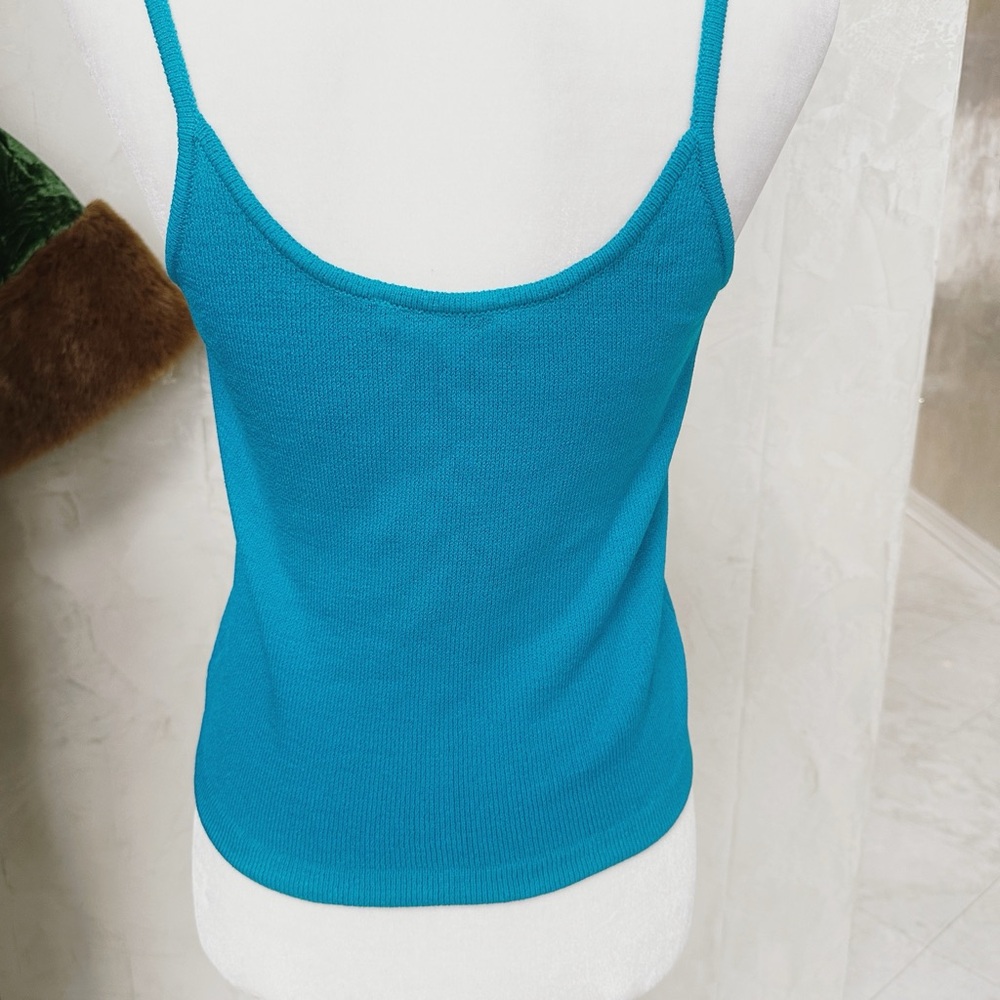 Teal Sleeveless Women's Top - Picture 3 of 5